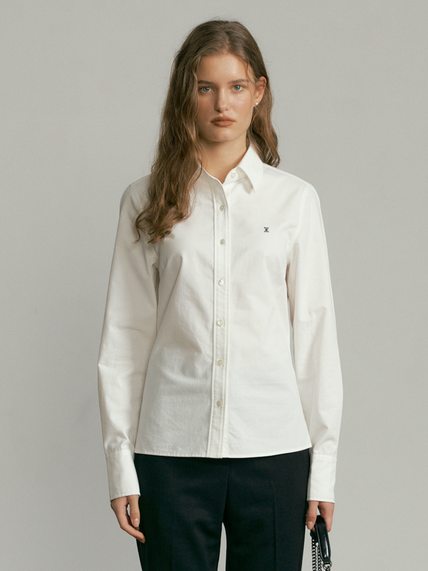 폴뉴아 Classic Logo Slim Line Shirt - White