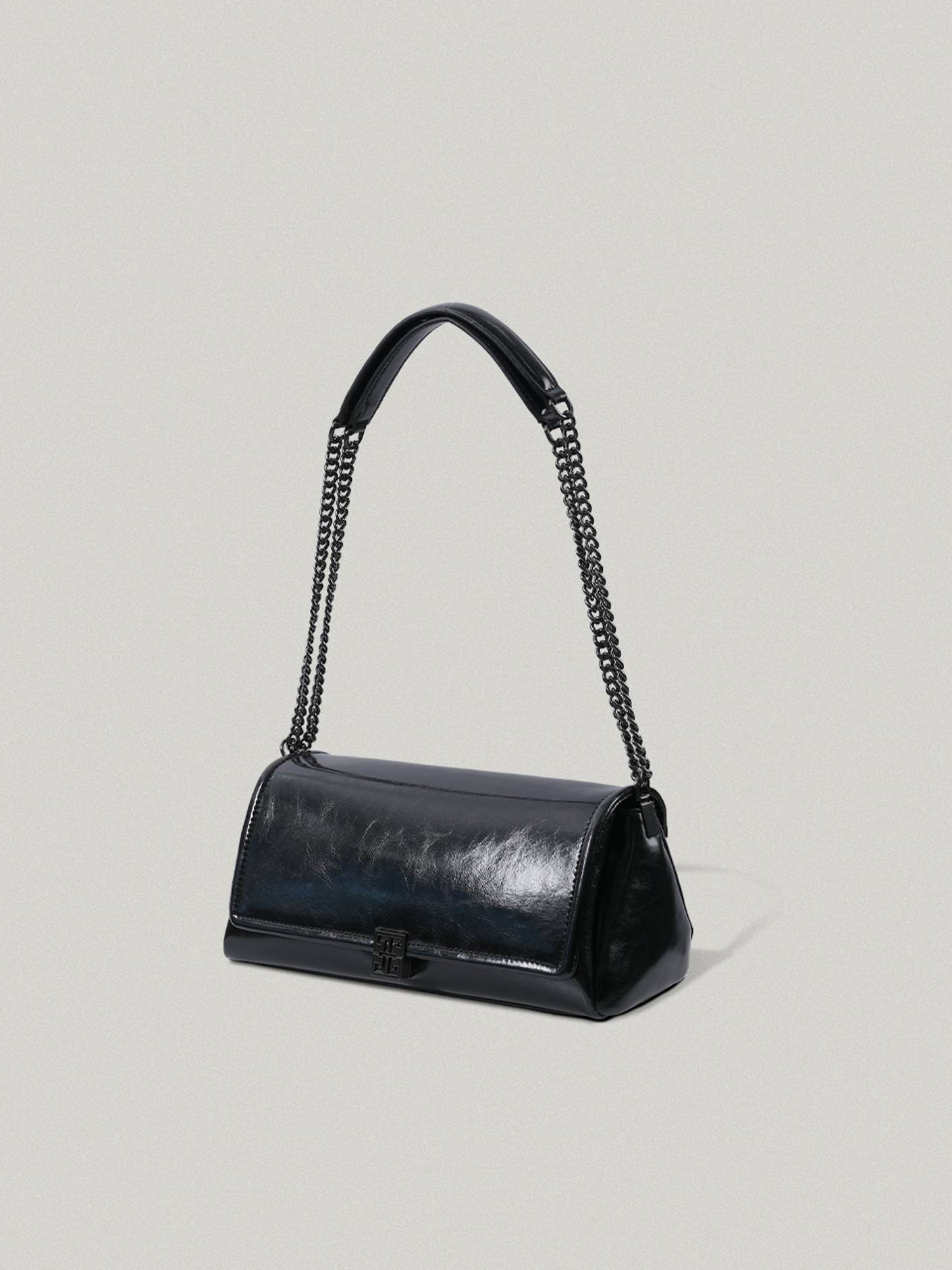 폴뉴아 Classic Logo Chain Bag Black - crinkle